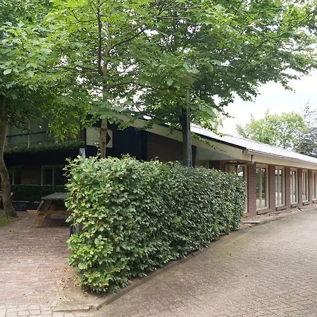 Holiday home De Notelaar Putten